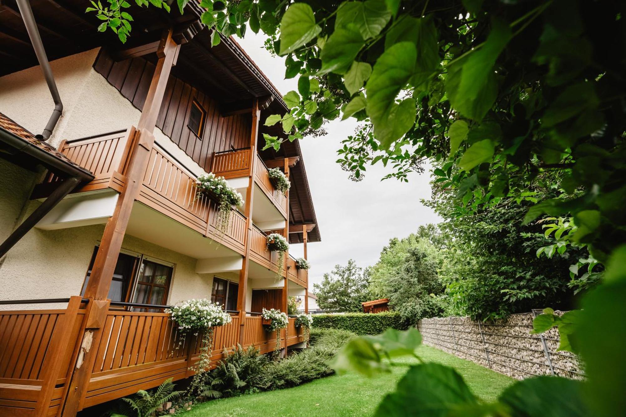 Appartementhaus Silvia Bad Füssing Buitenkant foto